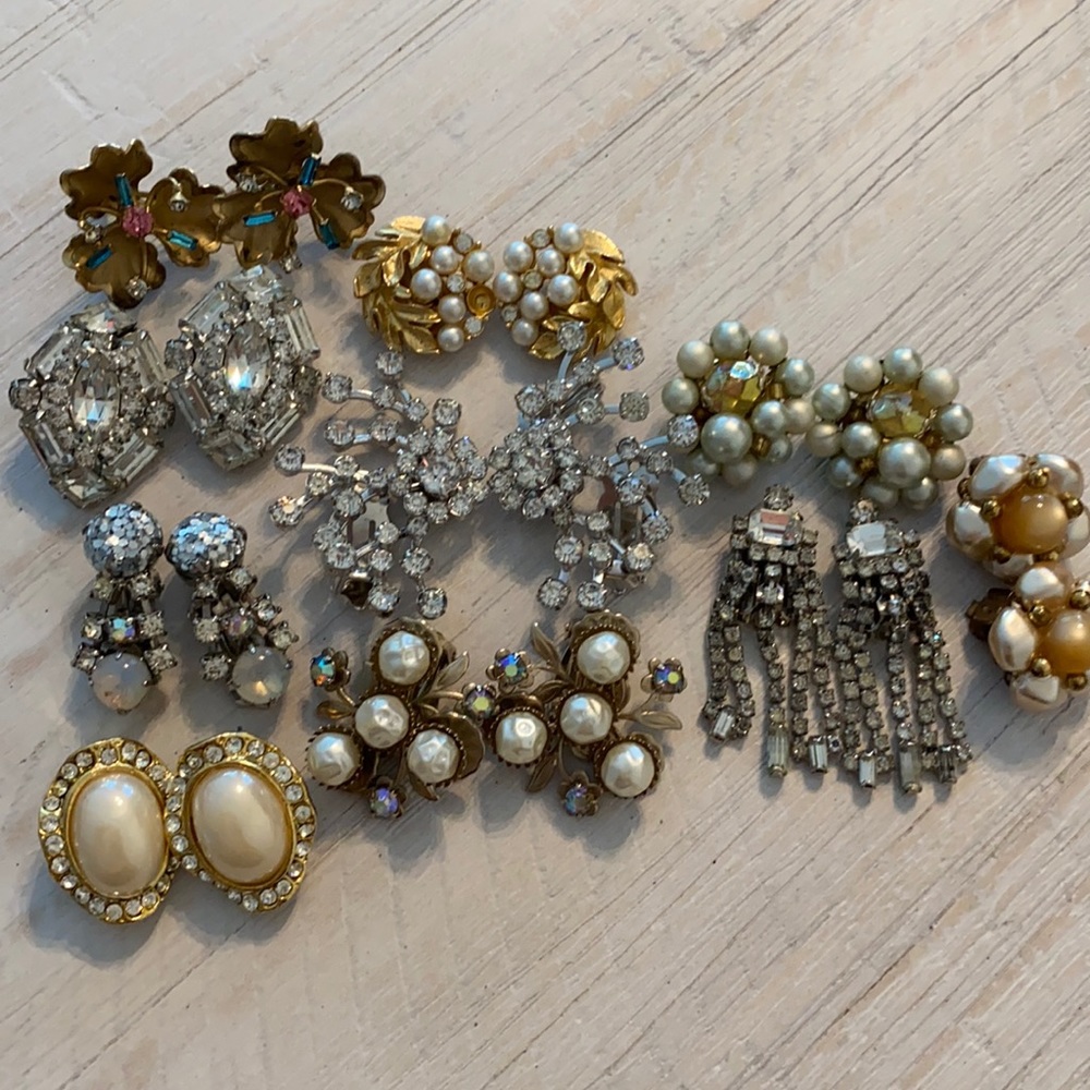 Vintage  earring bundle -10 pairs